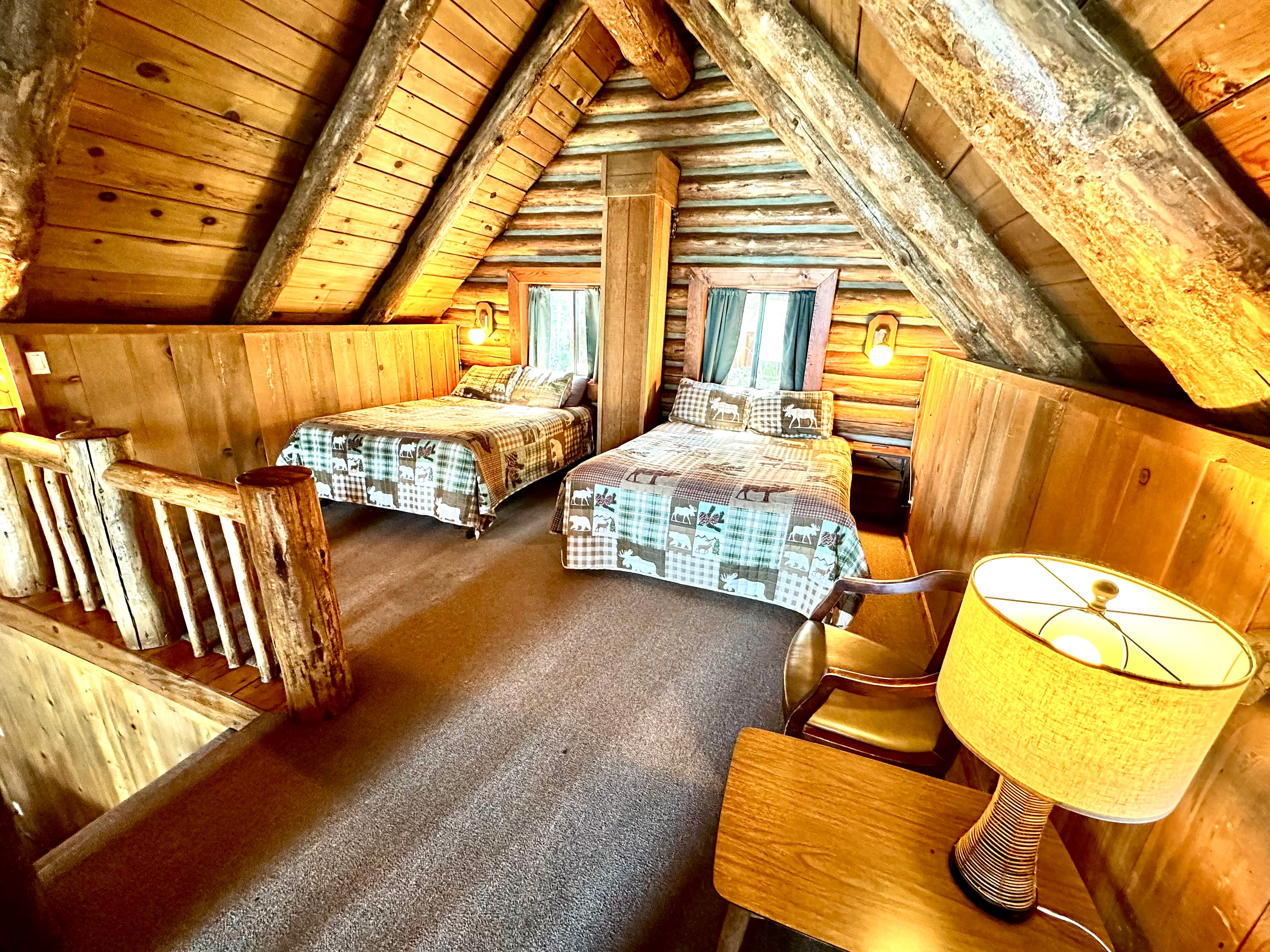 Loft with 2 queen beds open to below